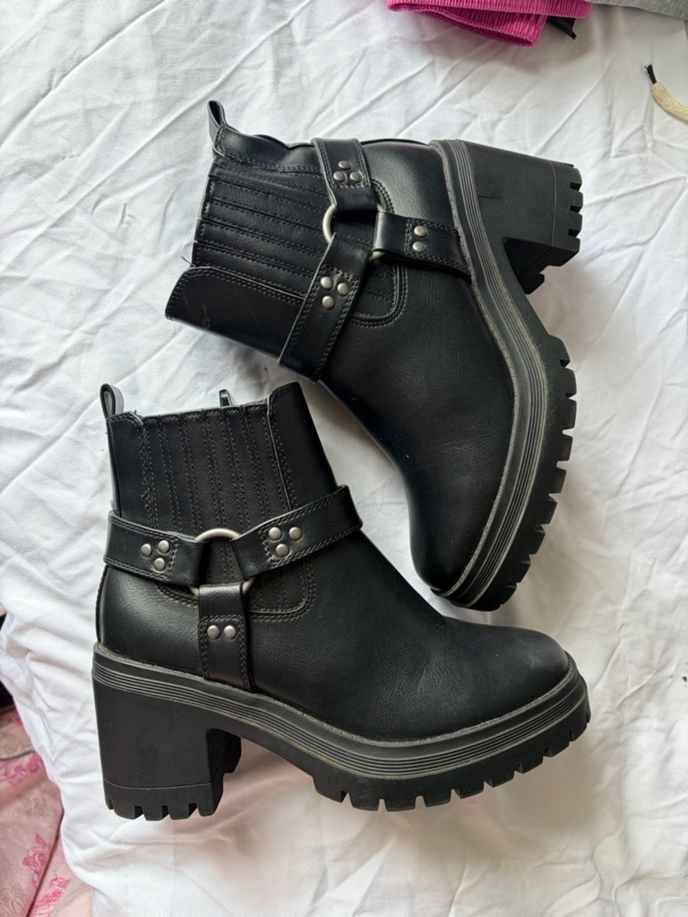 Black Chunky Heel Ankle Boots - Women's Fashion Boots